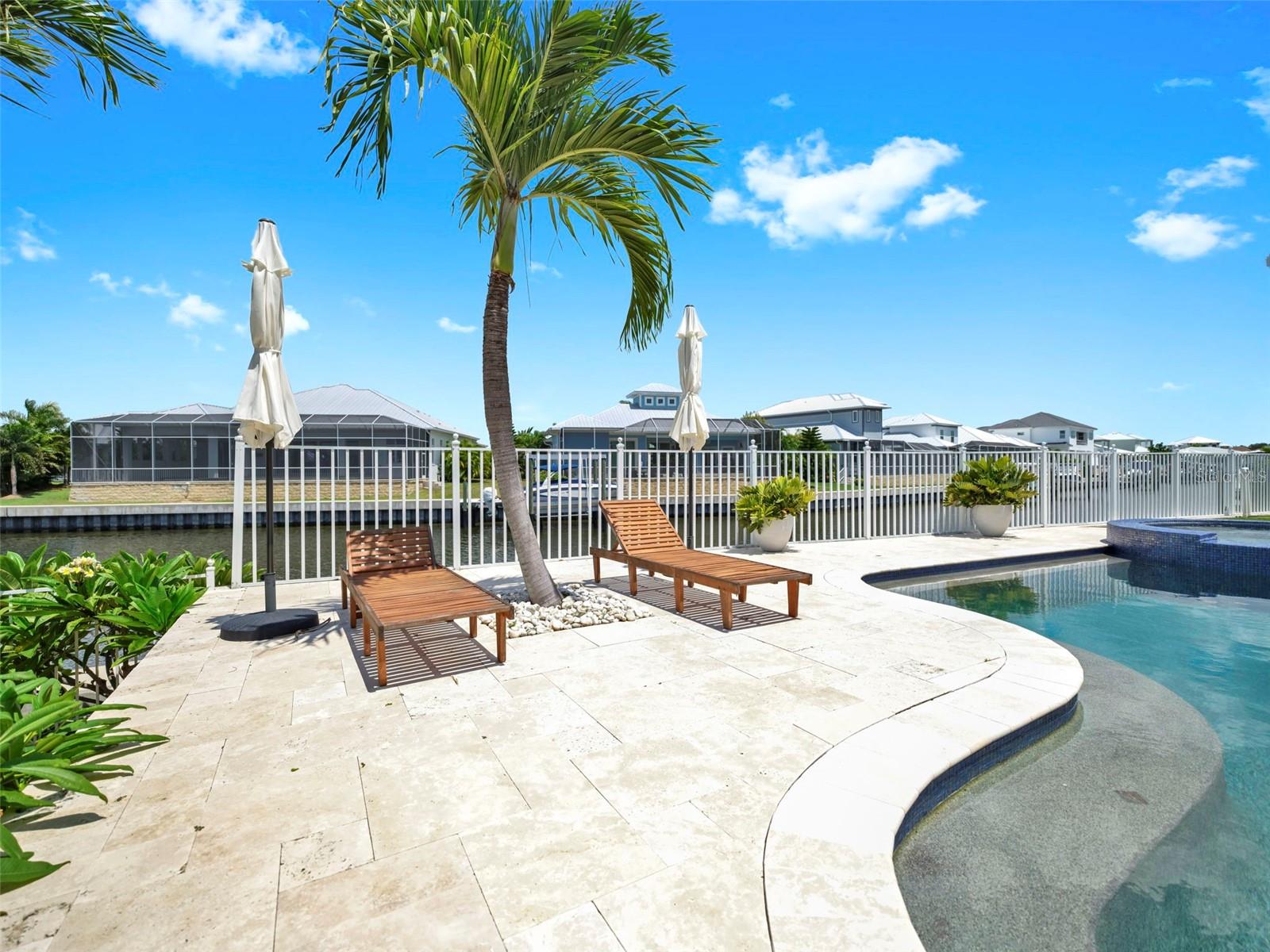 Image 10 of 78 For 627 Mirabay Boulevard