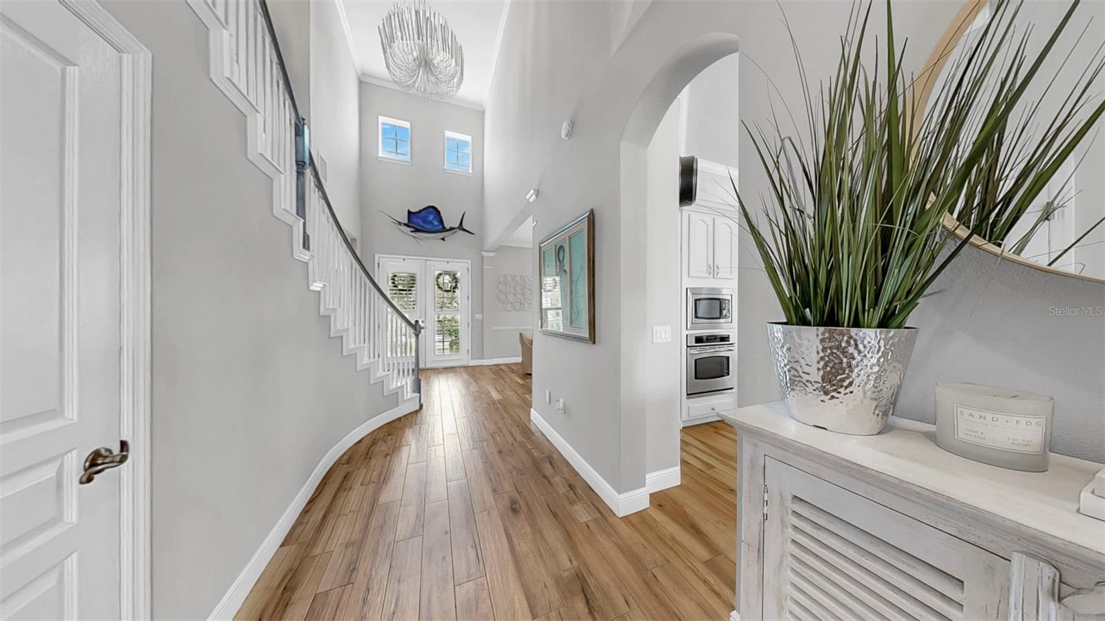 Image 20 of 78 For 627 Mirabay Boulevard