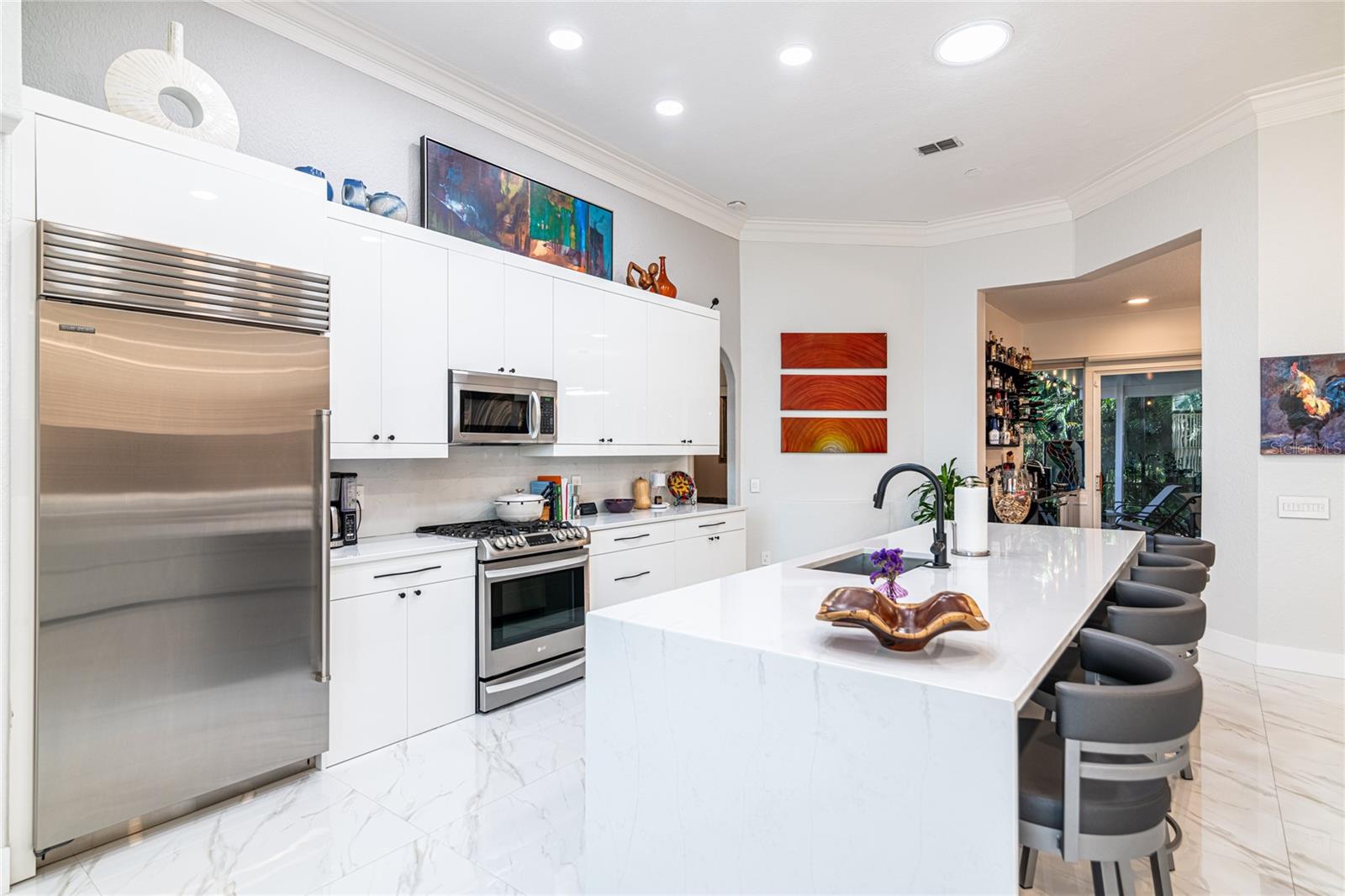 Listing photo id 22 for 6932 Cozumel Court