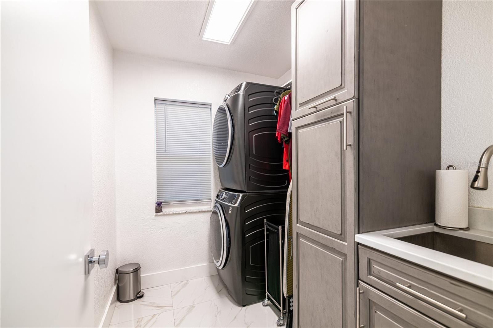 Listing photo id 27 for 6932 Cozumel Court