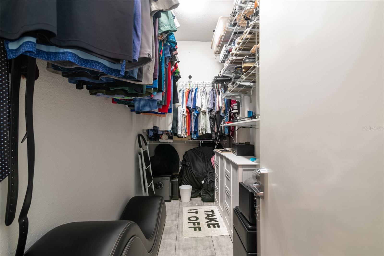 Listing photo id 31 for 6932 Cozumel Court