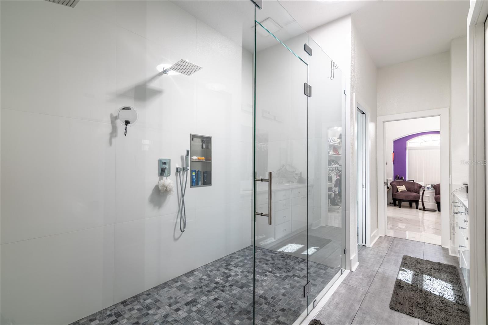 Listing photo id 32 for 6932 Cozumel Court