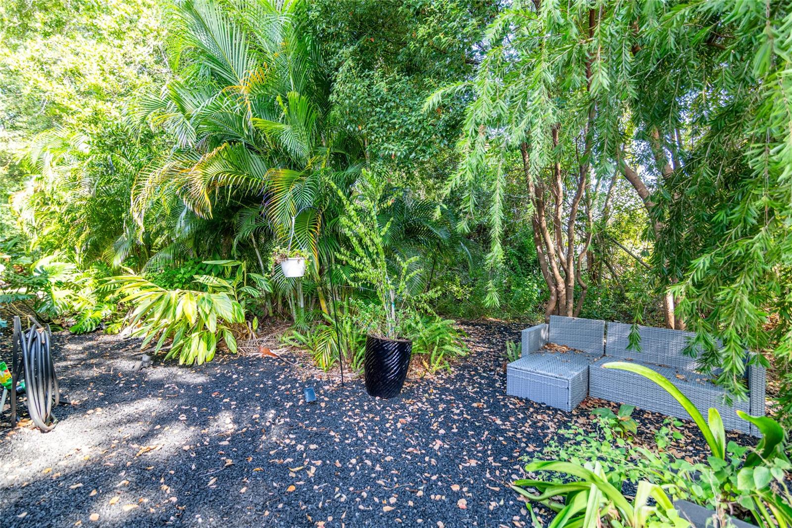Listing photo id 55 for 6932 Cozumel Court
