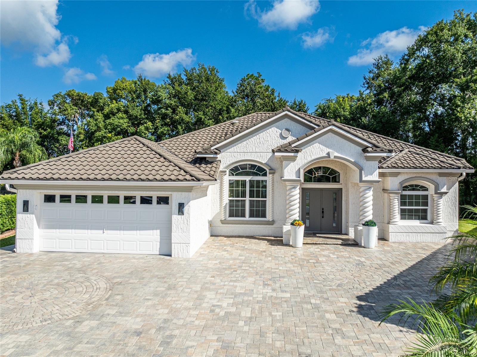 Listing photo id 57 for 6932 Cozumel Court