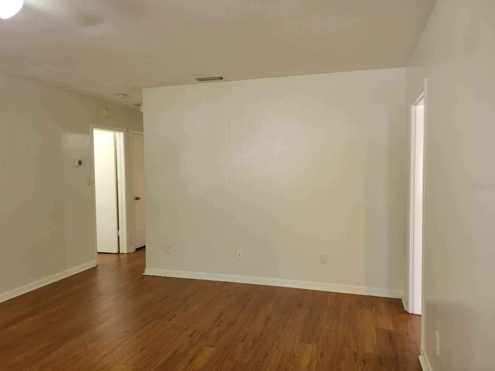 Image 5 of 30 For 3024 Clifton Terrace