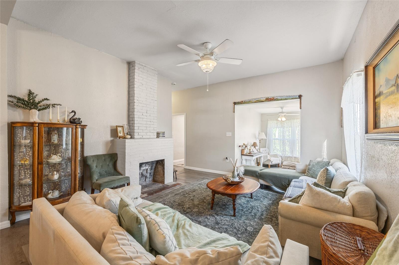 Image 4 of 32 For 1003 2nd Street