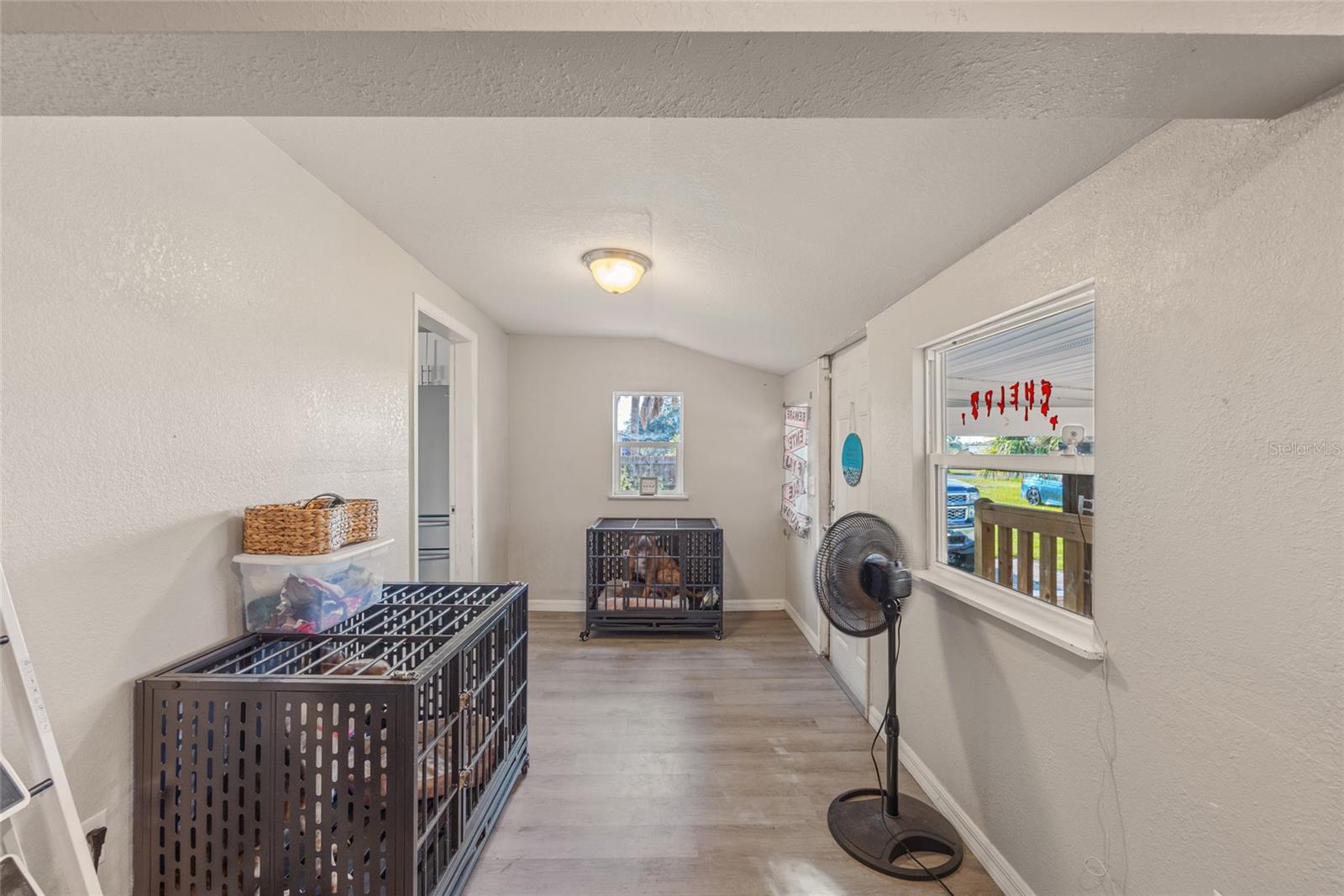 Image 9 of 32 For 1003 2nd Street