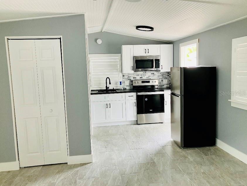 Image 11 of 16 For 7625 Coquina Way