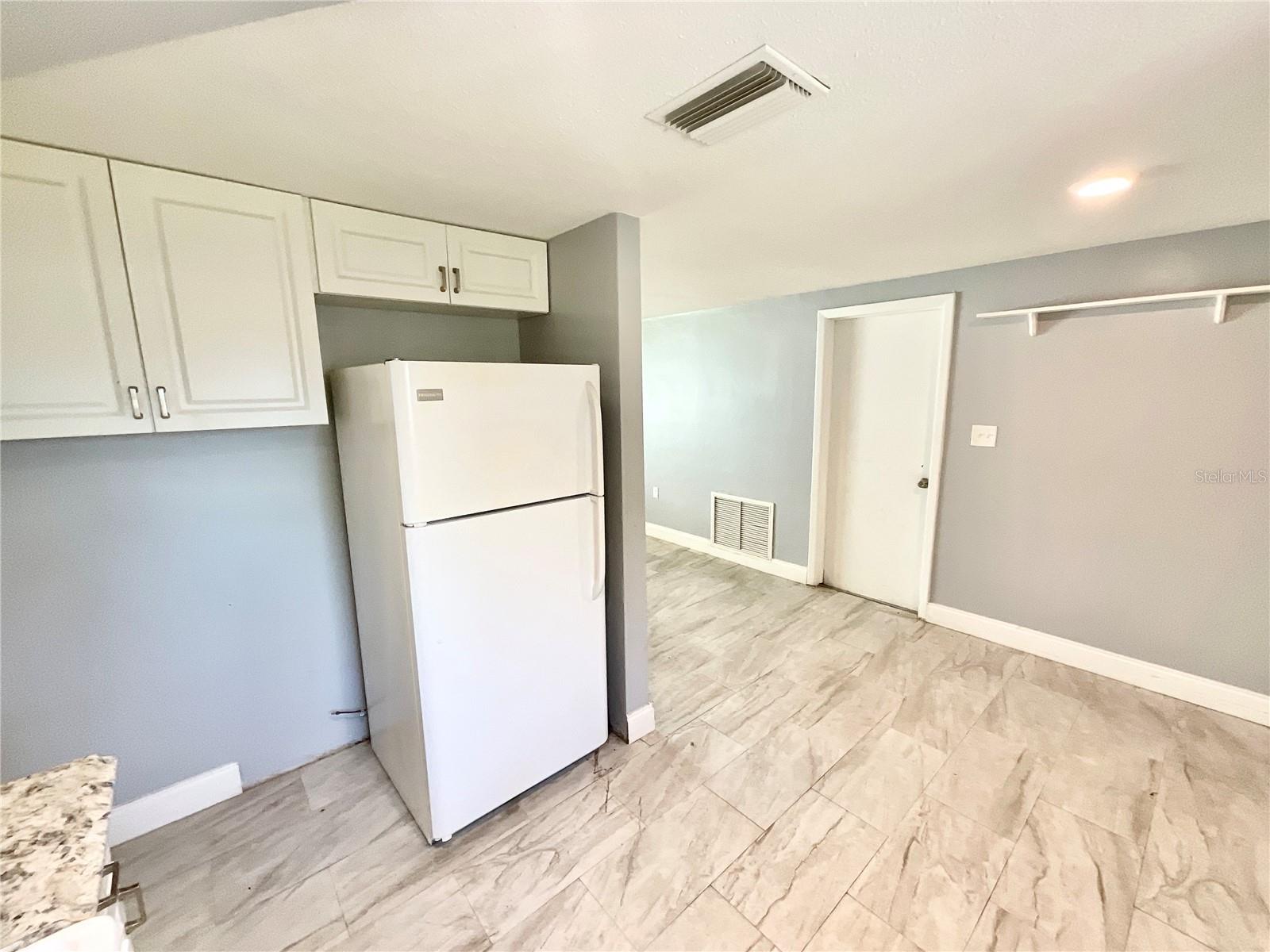 Image 5 of 16 For 9715 Gray Fox Lane