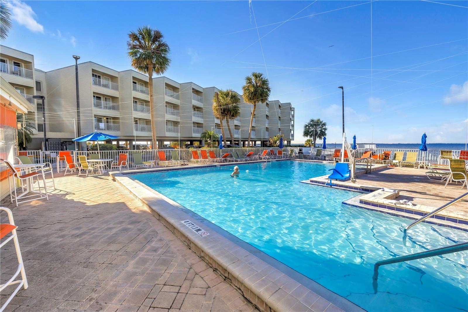 Image 30 of 40 For 2506 Rocky Point Drive 272