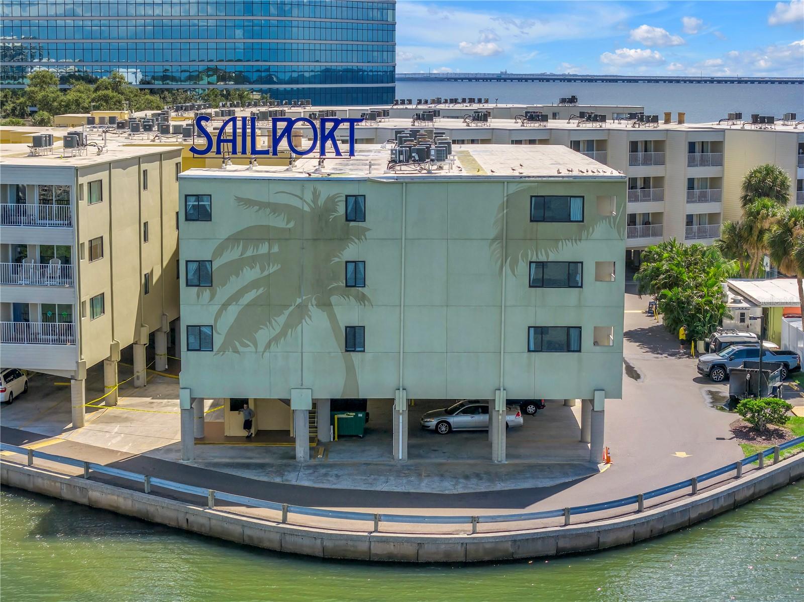 Image 39 of 40 For 2506 Rocky Point Drive 272