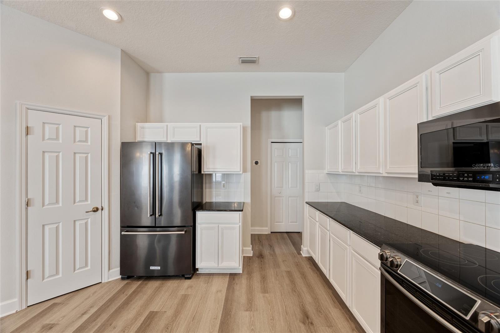 Image 12 of 40 For 4925 Brightstone Place