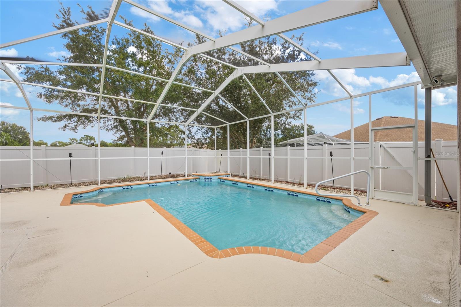 Image 33 of 40 For 4925 Brightstone Place