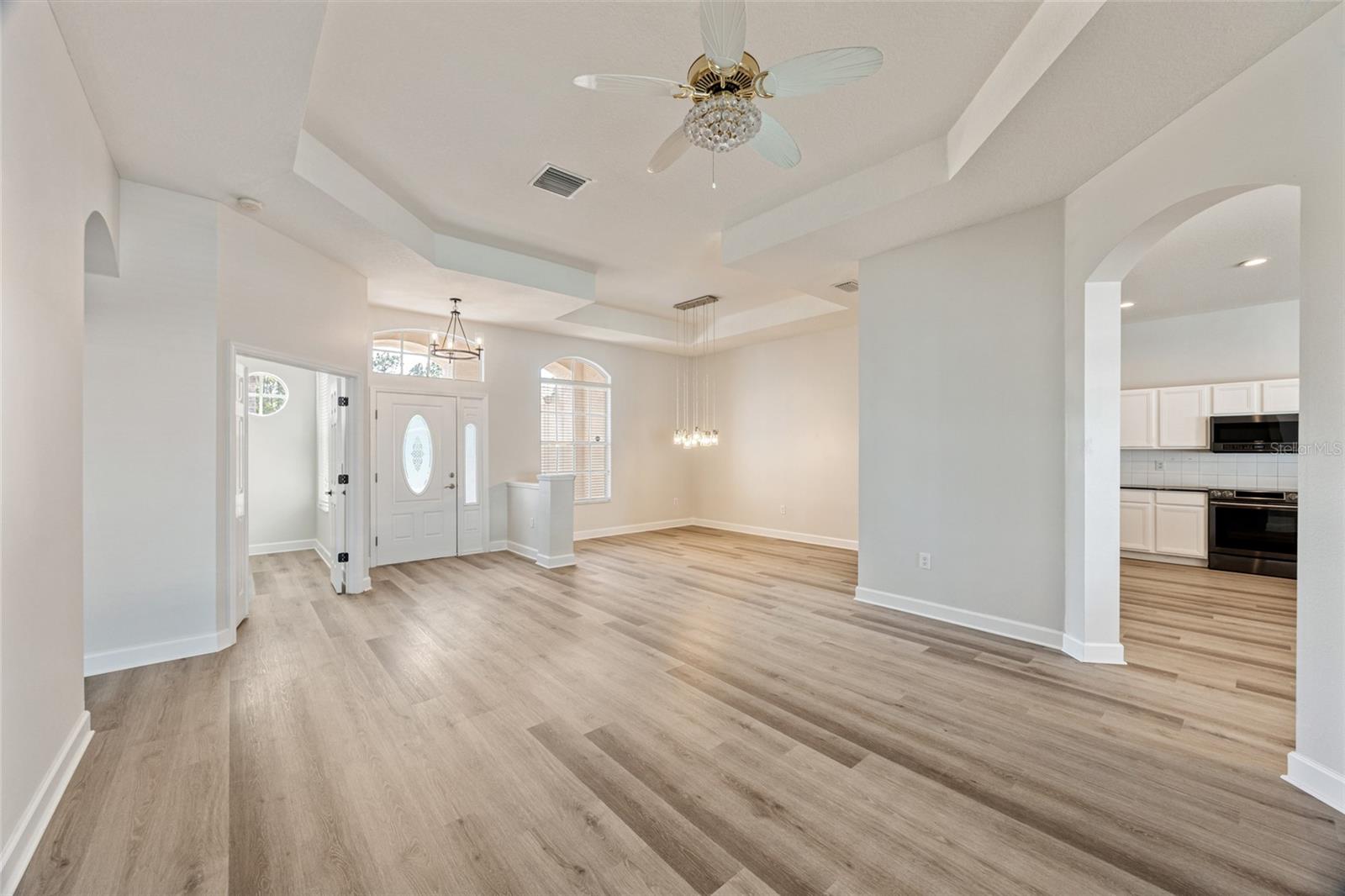 Image 4 of 40 For 4925 Brightstone Place