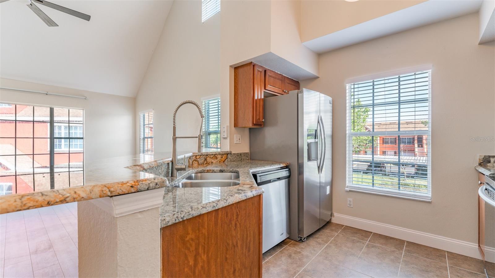 Image 10 of 32 For 10568 Windsor Lake Court