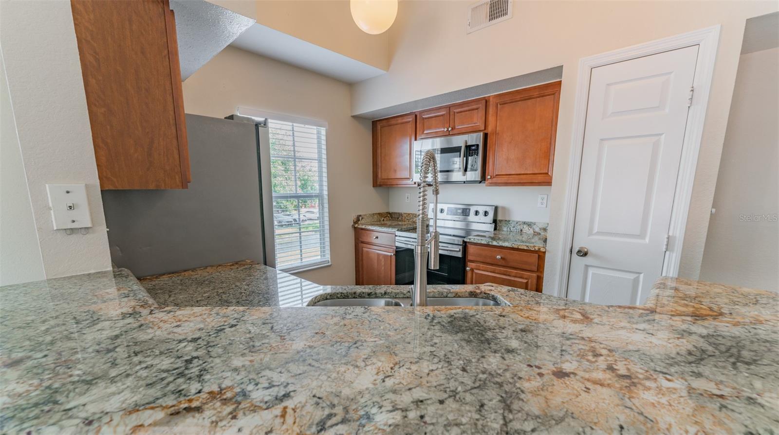 Image 13 of 32 For 10568 Windsor Lake Court