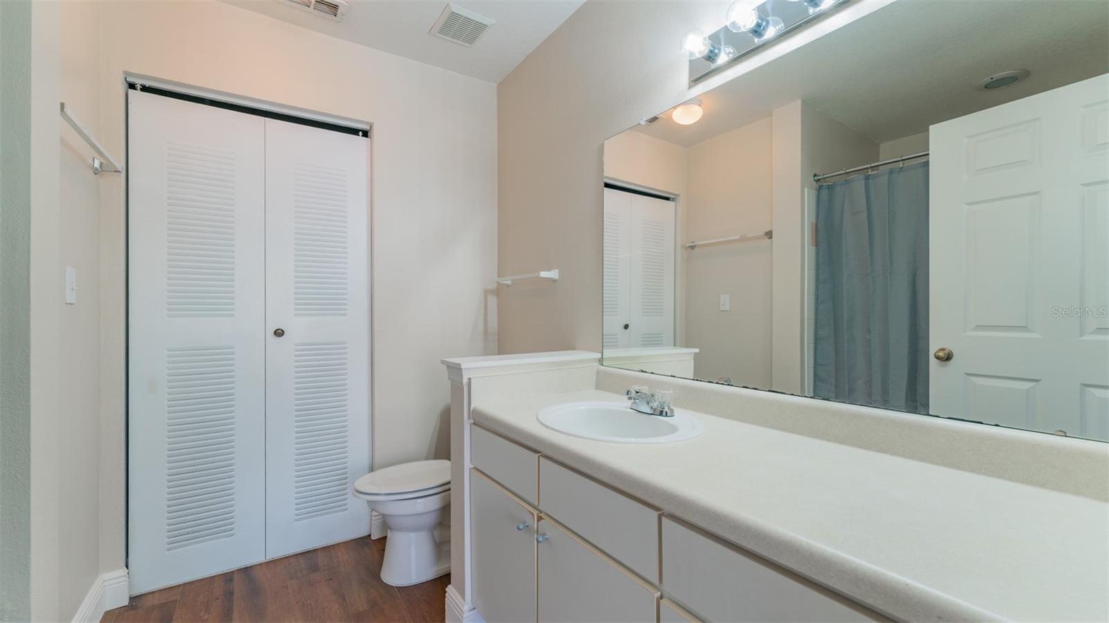 Image 19 of 32 For 10568 Windsor Lake Court