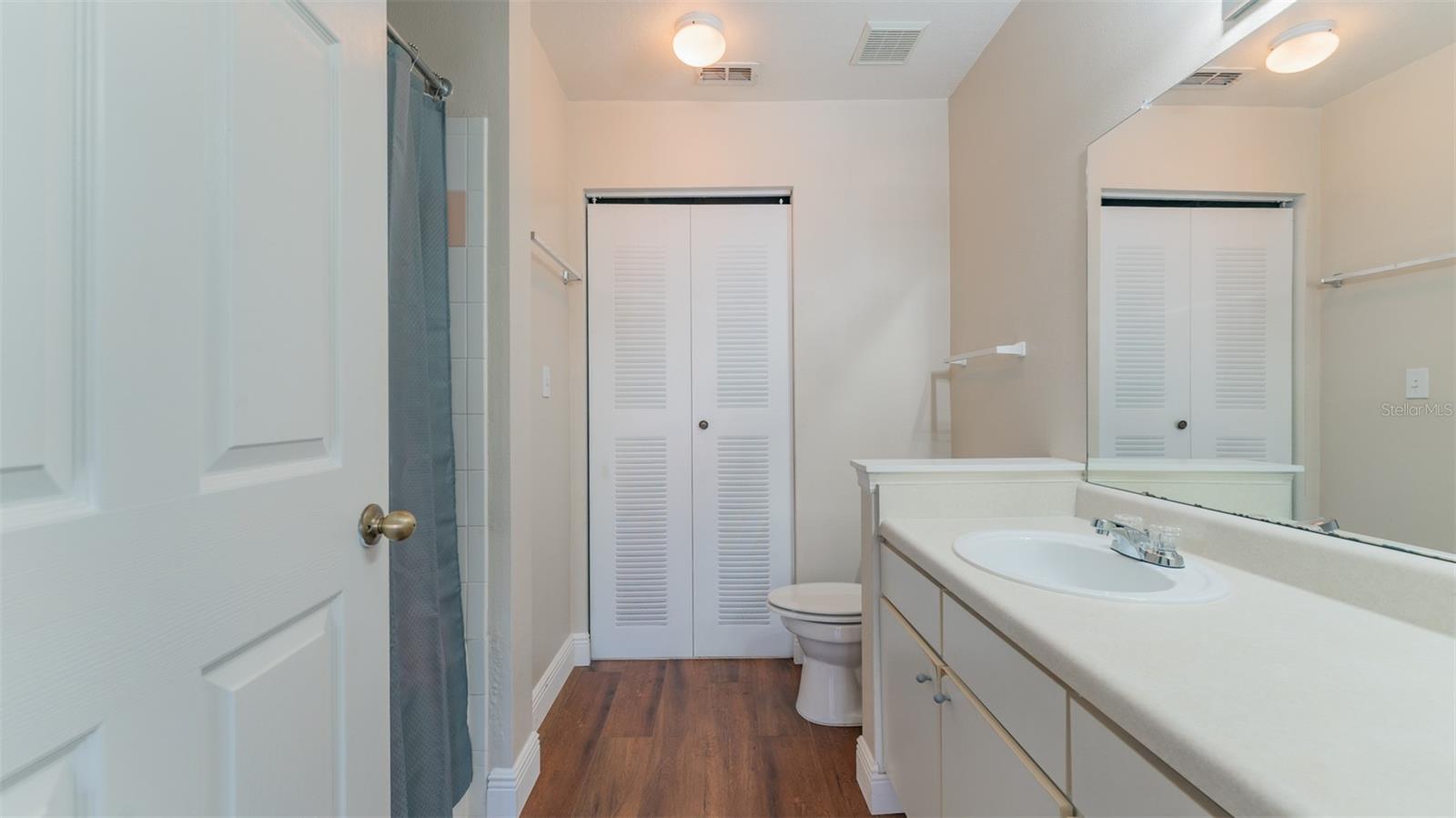 Image 20 of 32 For 10568 Windsor Lake Court