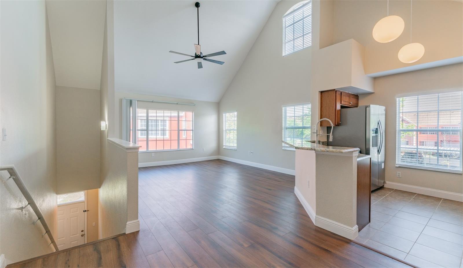 Image 3 of 32 For 10568 Windsor Lake Court