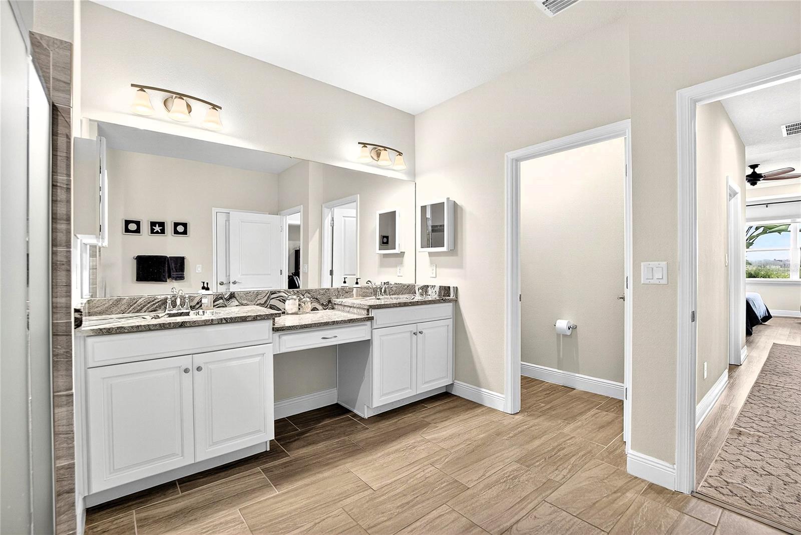 Image 24 of 51 For 11321 Lake Lucaya Drive