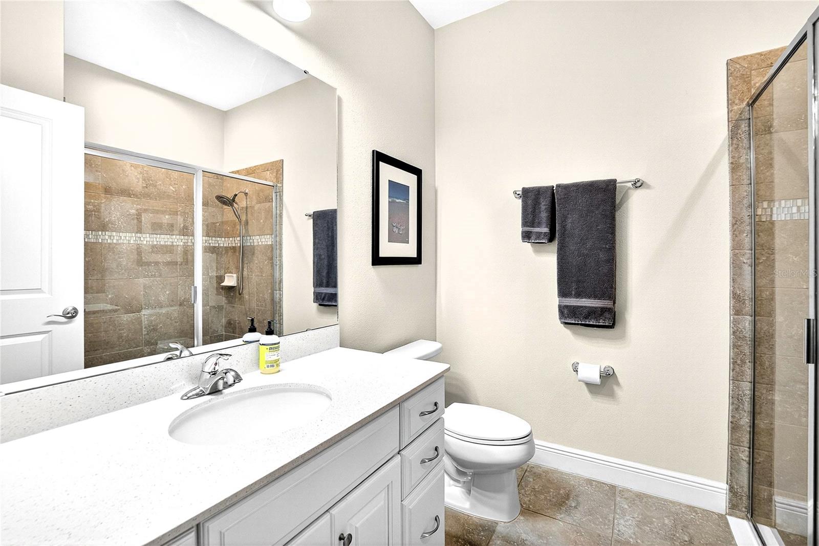 Image 33 of 51 For 11321 Lake Lucaya Drive