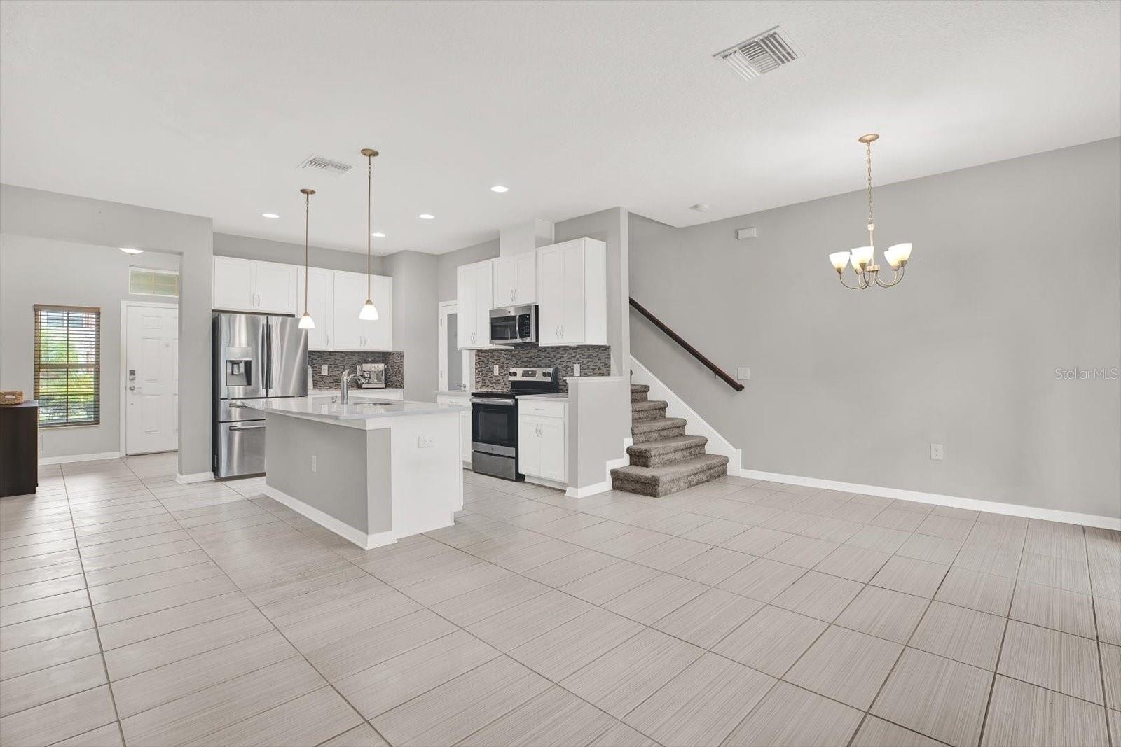 Image 11 of 53 For 30256 Southwell Lane
