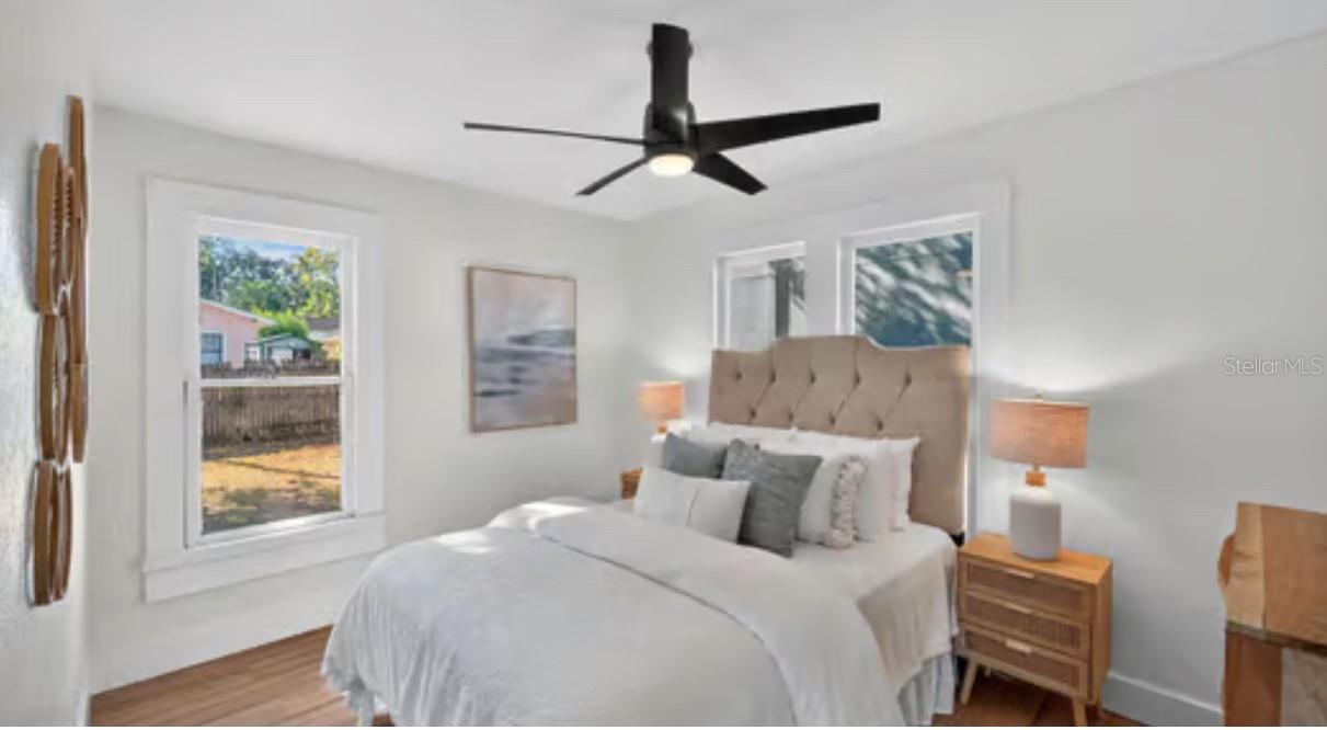 Listing photo id 19 for 302 Curtis Street