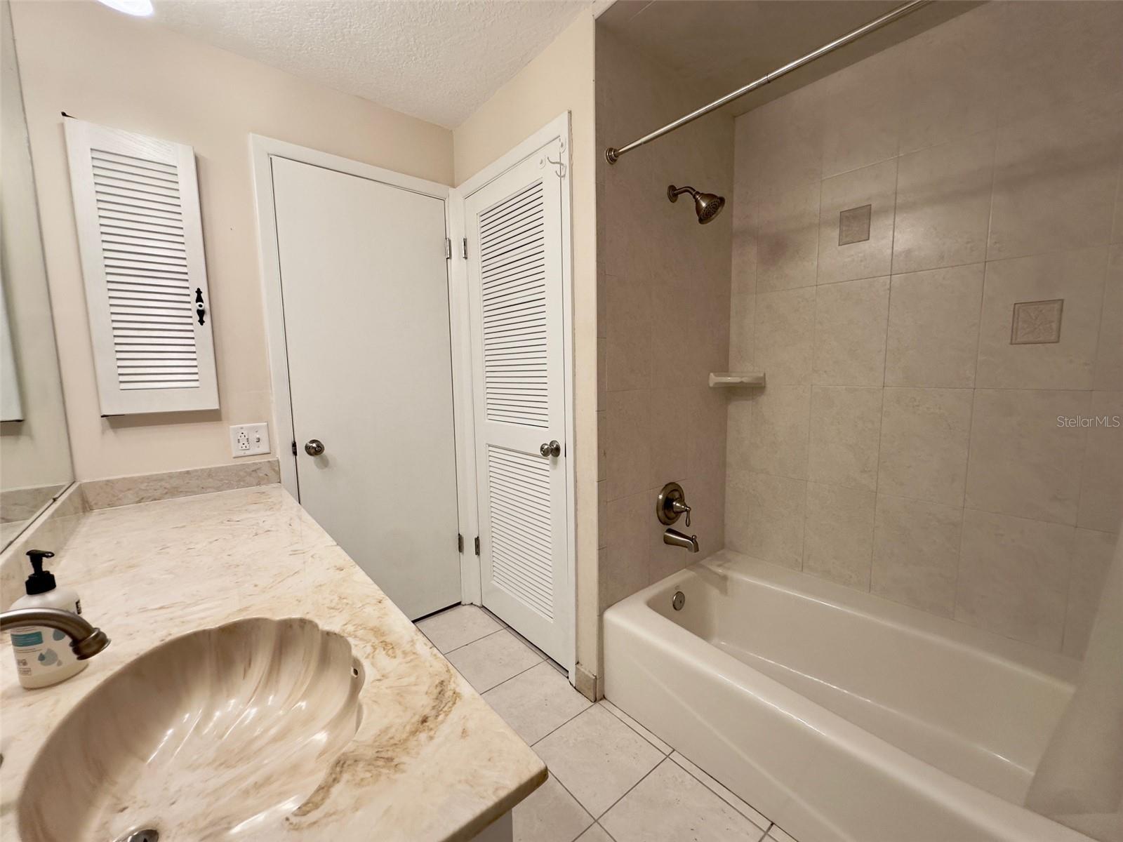 Image 14 of 31 For 3015 Tall Pine Drive