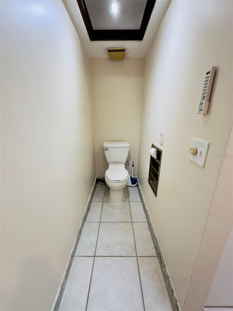 Image 33 of 42 For 3015 Tall Pine Drive