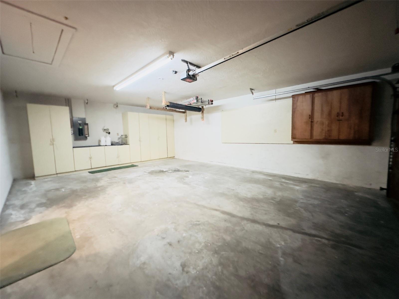 Image 36 of 42 For 3015 Tall Pine Drive