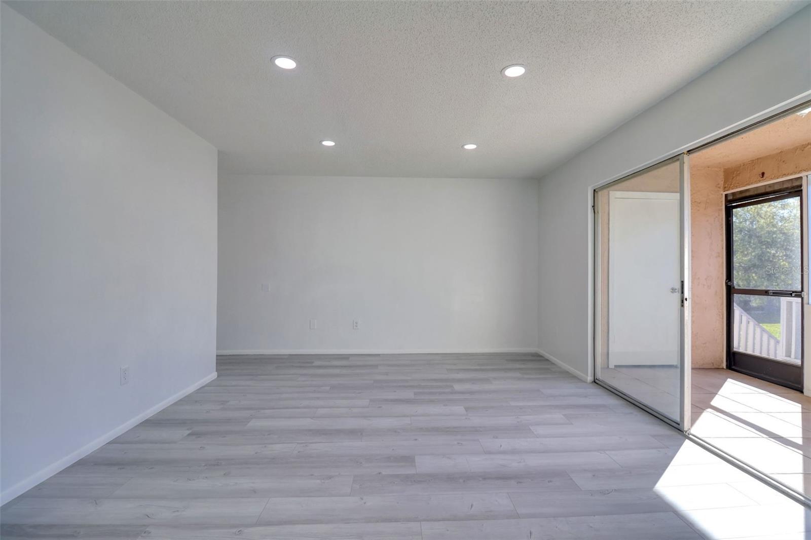 Image 3 of 30 For 4004 Cortez Drive D