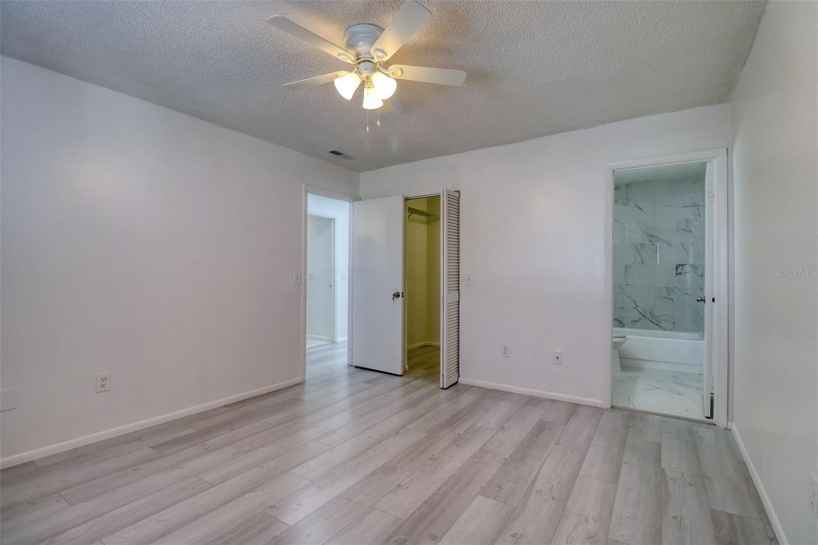 Image 9 of 30 For 4004 Cortez Drive D