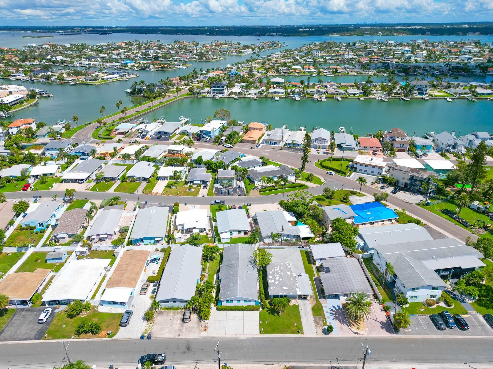 Image 16 of 69 For 11295 1st Street E