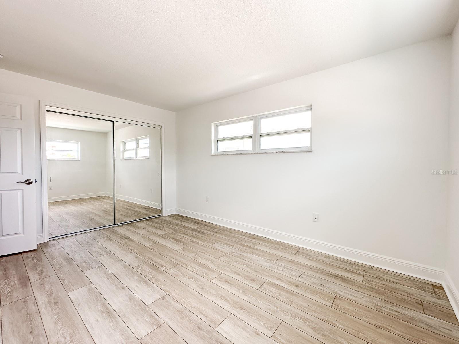 Image 31 of 69 For 11295 1st Street E