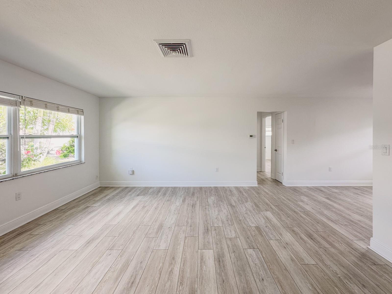 Image 35 of 69 For 11295 1st Street E