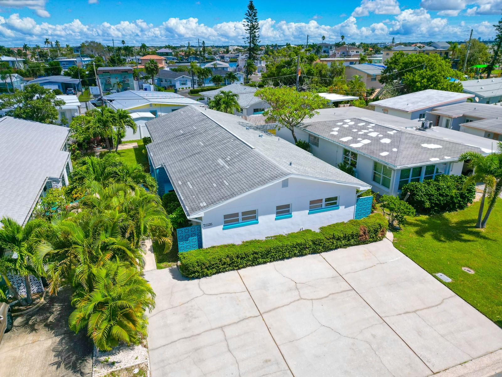 Image 6 of 69 For 11295 1st Street E