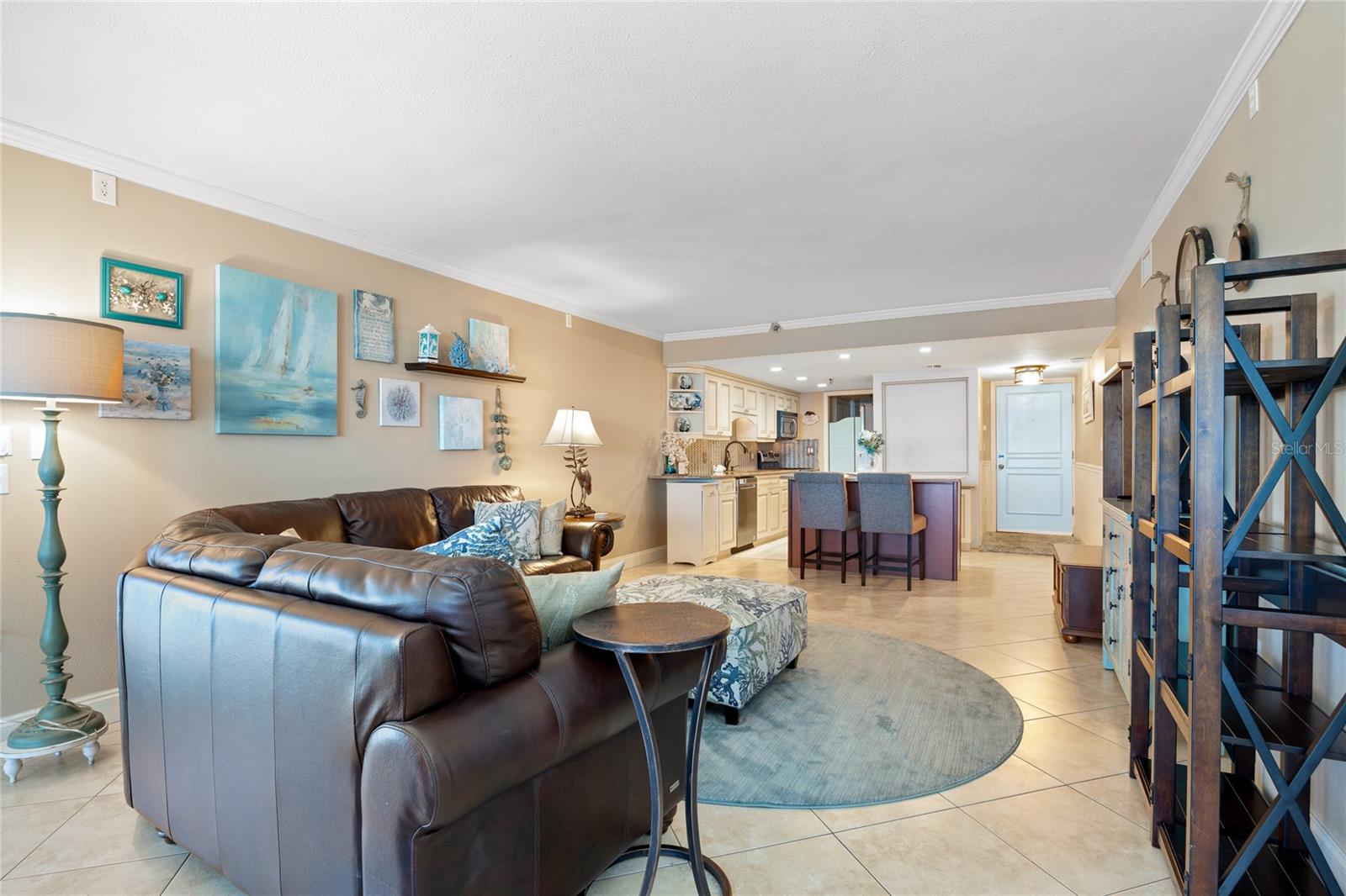 Image 17 of 37 For 15400 Gulf Boulevard 502
