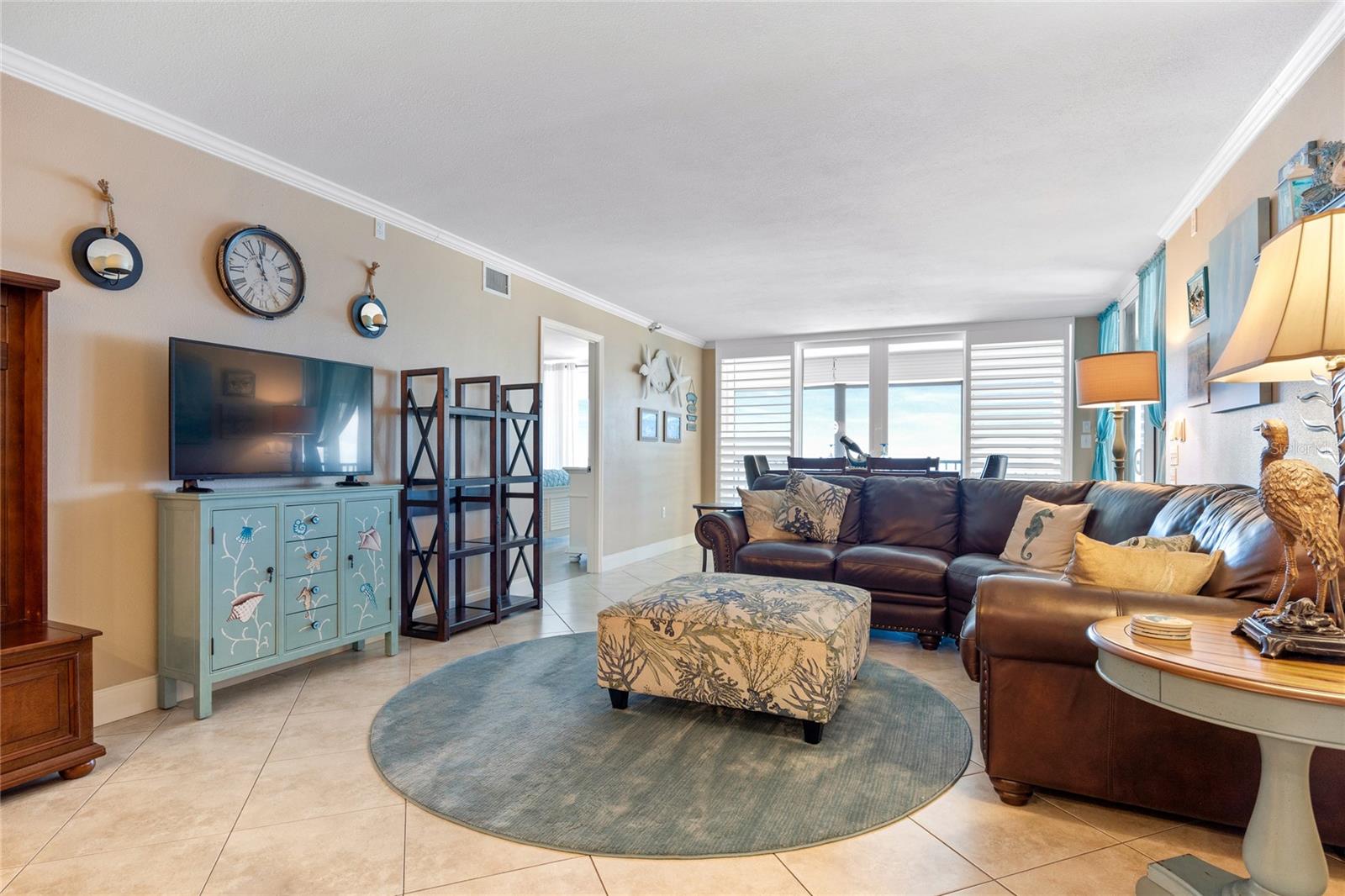 Image 3 of 37 For 15400 Gulf Boulevard 502
