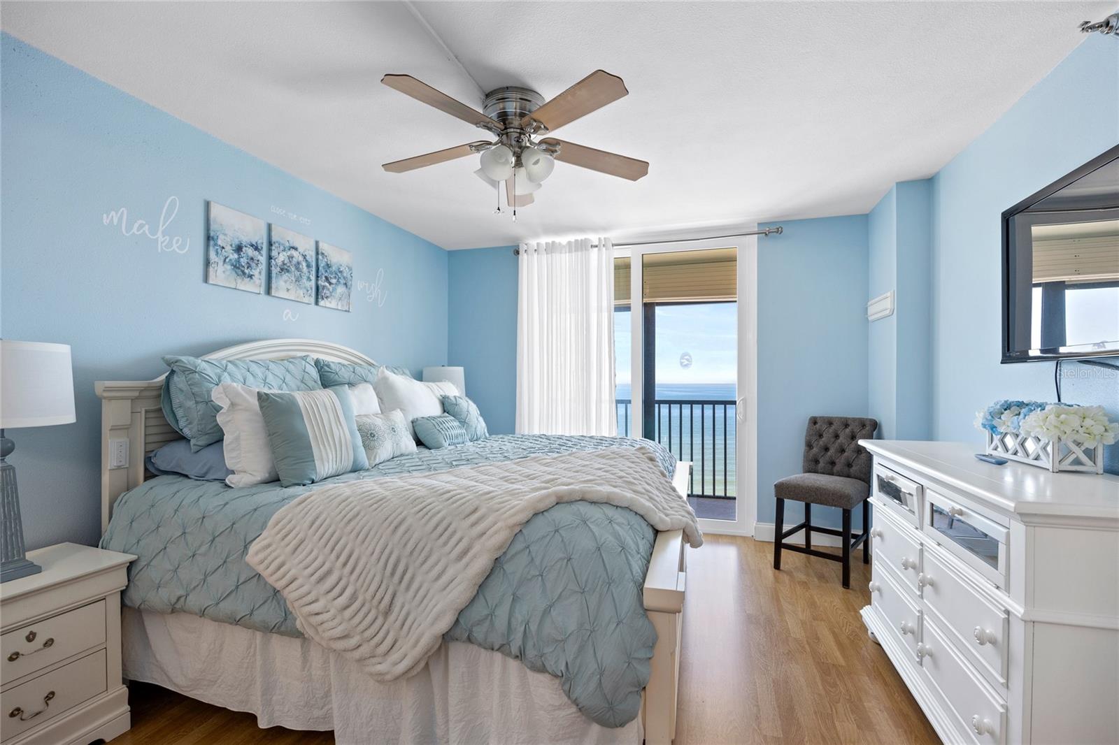 Image 4 of 37 For 15400 Gulf Boulevard 502
