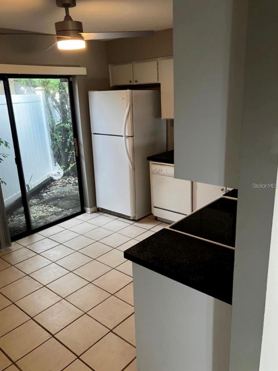 Image 9 of 25 For 10722 Crowngate Lane