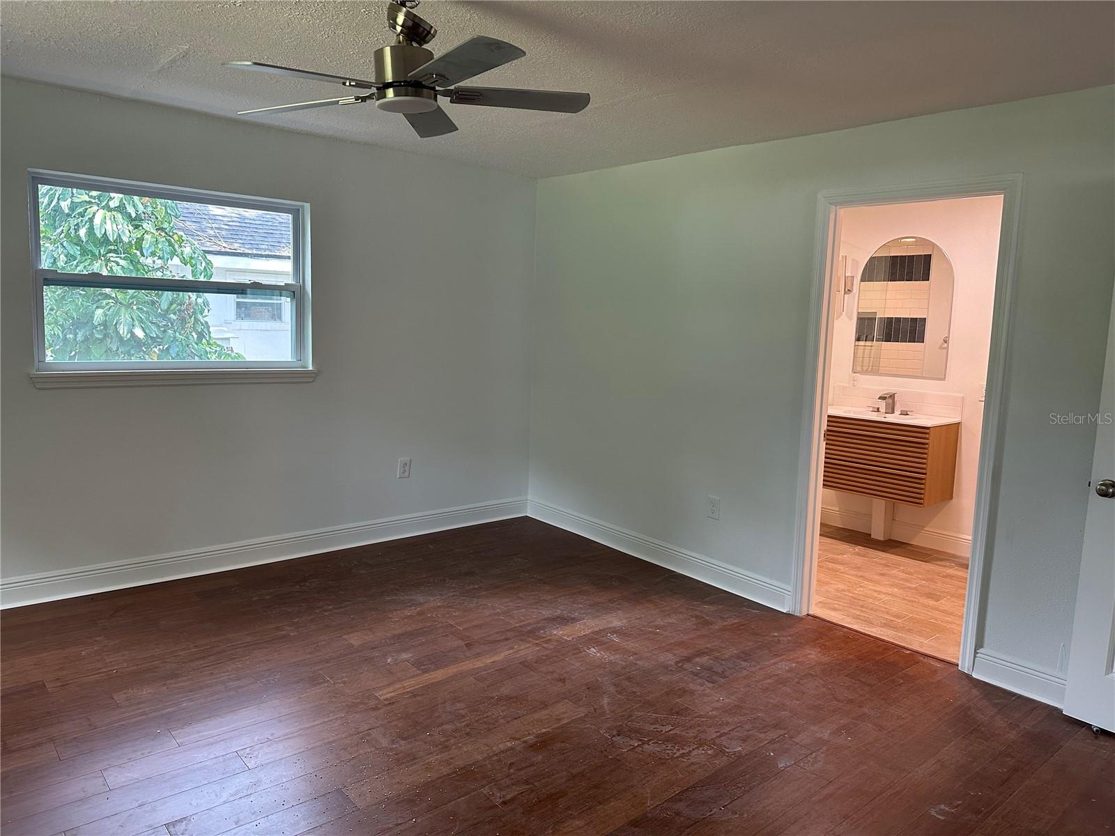 Image 13 of 21 For 1006 Lambright Street