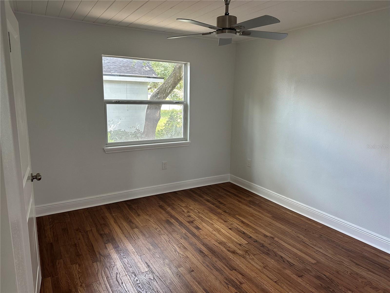 Image 6 of 21 For 1006 Lambright Street
