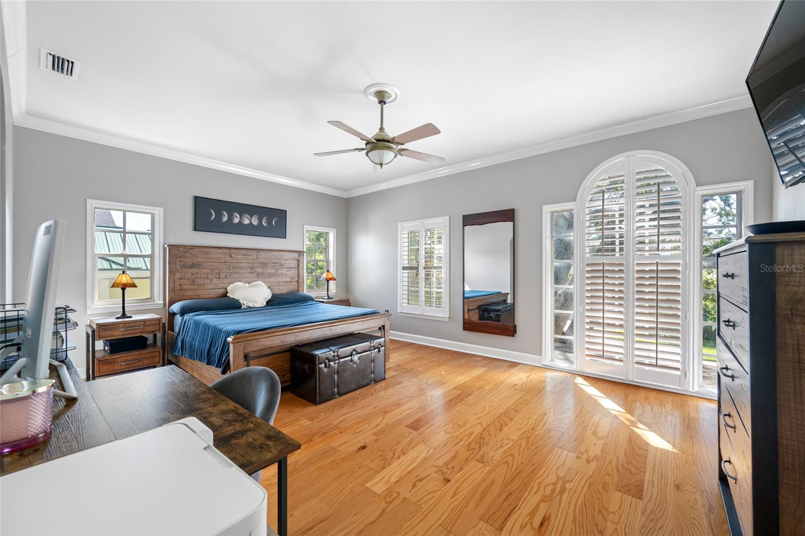 Image 36 of 71 For 119 Adalia Avenue