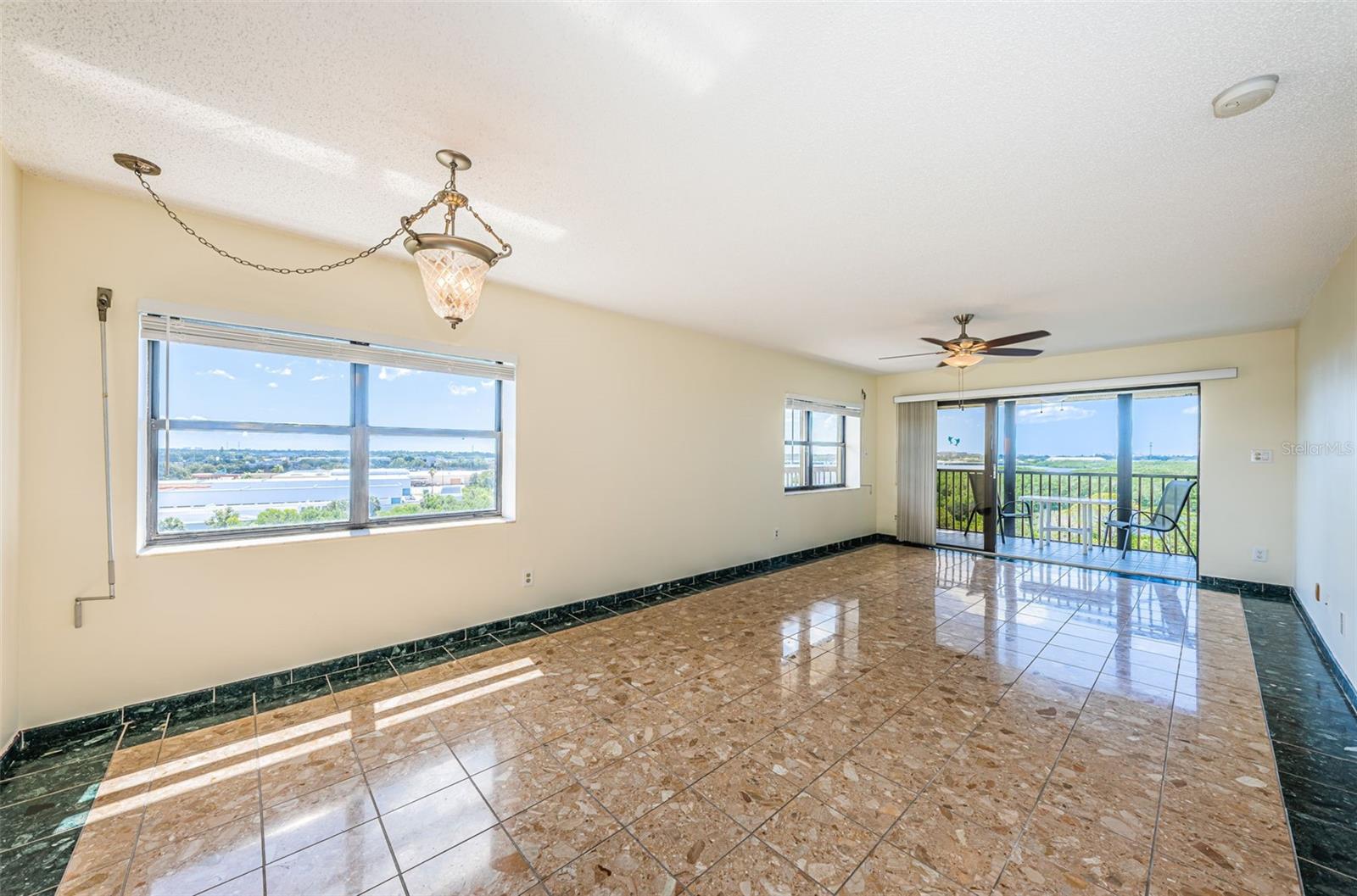 Image 18 of 57 For 5400 Park Street 600
