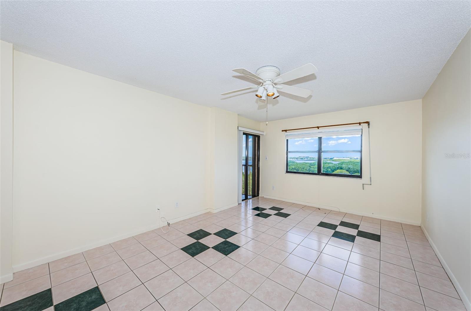 Image 35 of 57 For 5400 Park Street 600