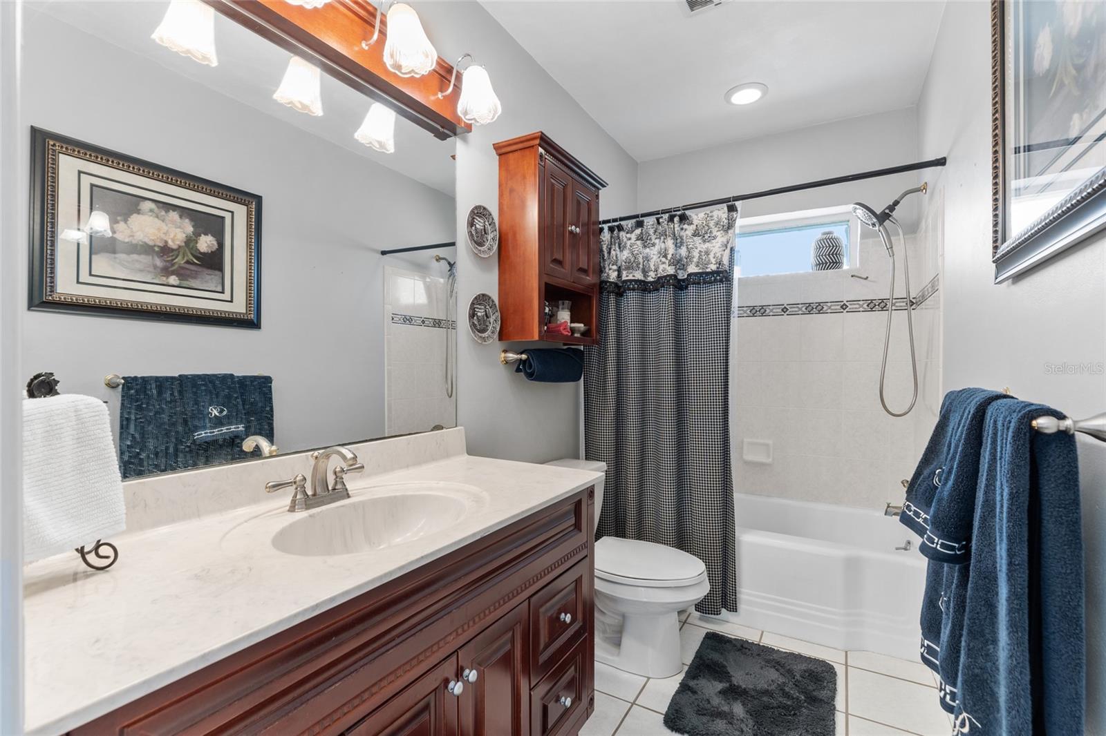 Image 30 of 66 For 311 Sunset Drive N