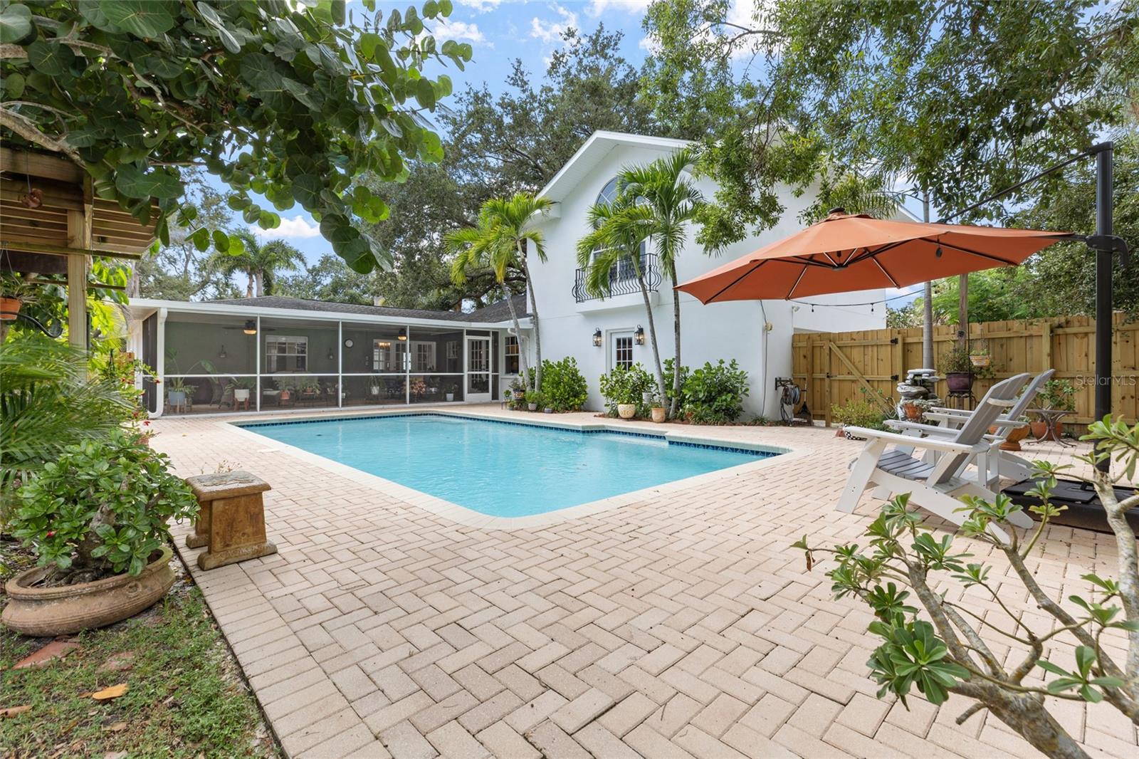 Image 50 of 66 For 311 Sunset Drive N