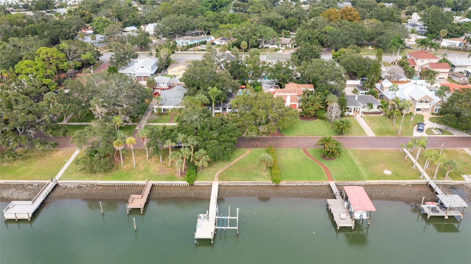 Image 58 of 66 For 311 Sunset Drive N