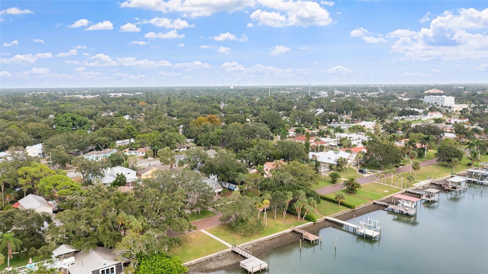 Image 61 of 66 For 311 Sunset Drive N