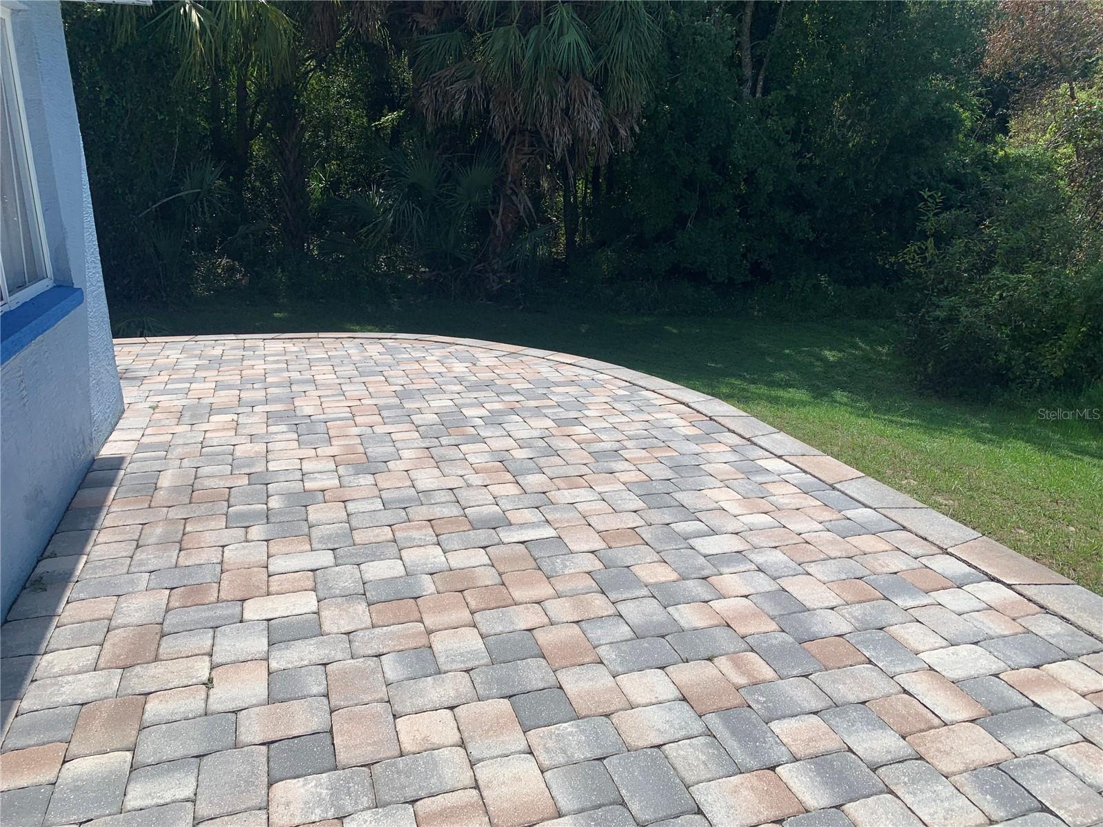 Image 17 of 22 For 7233 Knoll Drive